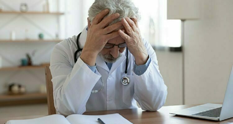 Am I a Victim of Medical Malpractice? Signs and Courses of Action Medical Malpractice